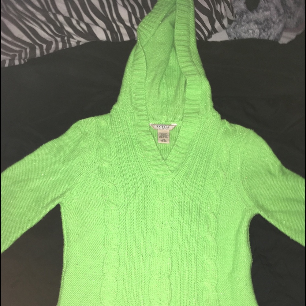 Green sweatshirt